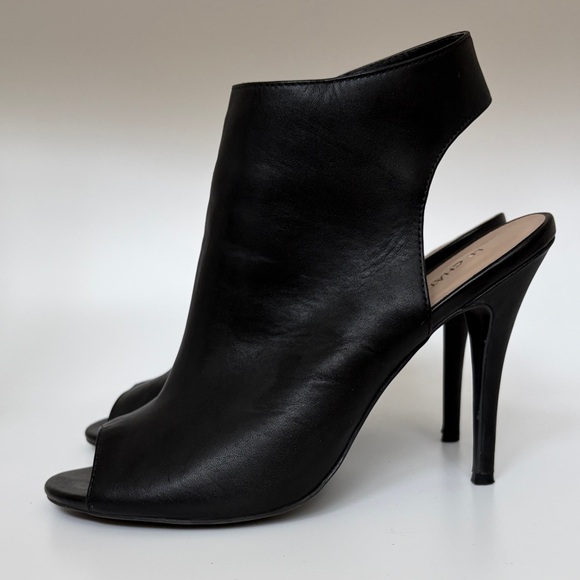 Elegant Black Leather Peep-Toe Heels - Picture 7 of 8